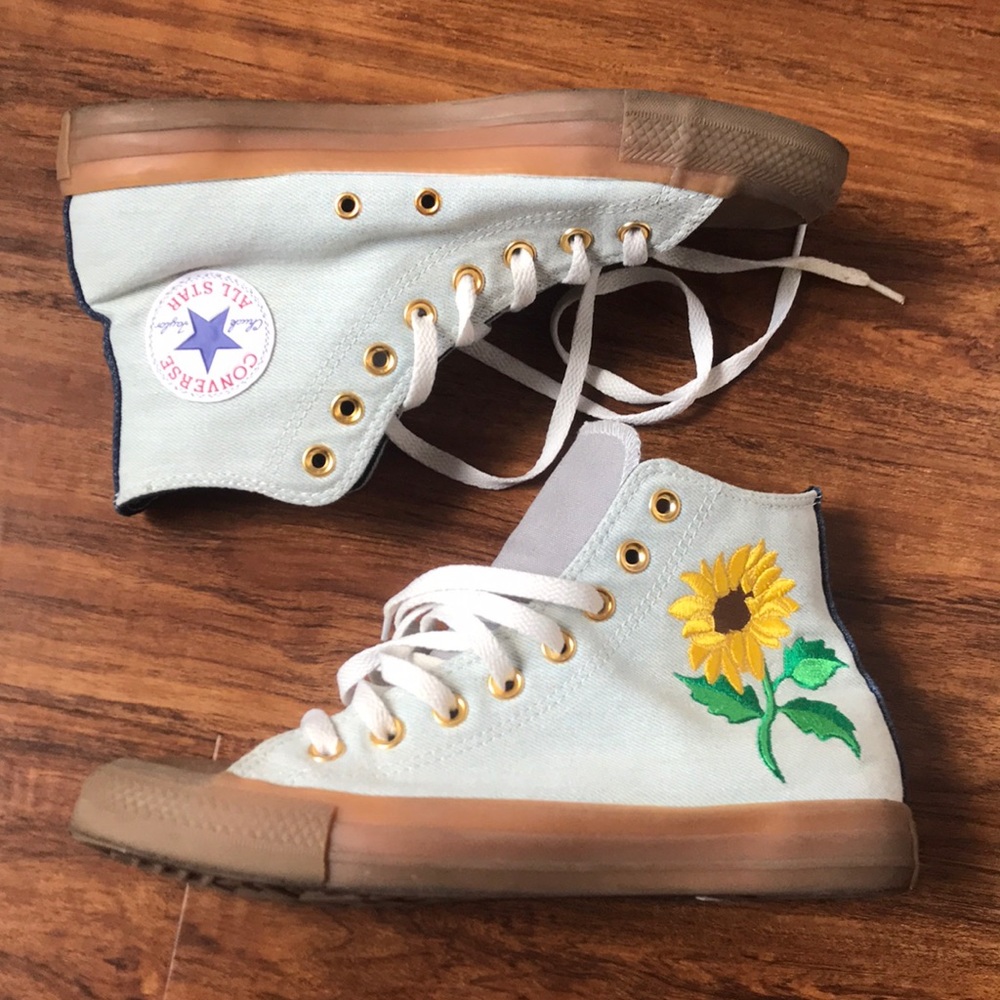 Custom made sunflower converse, unisex sizing